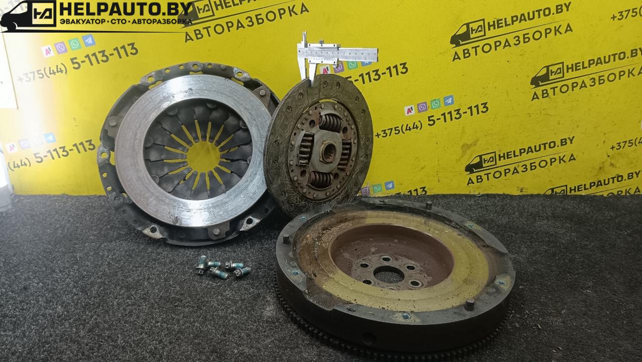 комплект сцепления Opel Sintra 1 поколение 1999, 2.2 л., X 22 XE, бензин, 5МКПП, зеленый, минивэн - фото №1