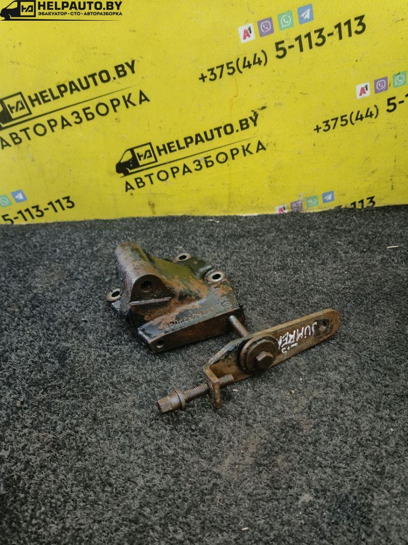 кронштейн генератора Citroen Jumper 1 поколение 1998, 2.5 л., THX (DJ5TED), дизель, 5МКПП, синий, передний привод - фото №1