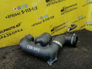 патрубок воздушного фильтра Toyota Carina E 1 поколение T190 1995, 2.0 л., 2C, дизель, МКПП, бордовый, хетчбэк 5 дв., передний привод