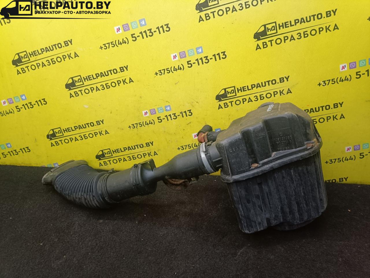 корпус воздушного фильтра Citroen Berlingo 1 поколение (M49) 2002, 1.4 л., KFV (TU3A), бензин, 5МКПП, синий, минивэн, передний привод - фото №1