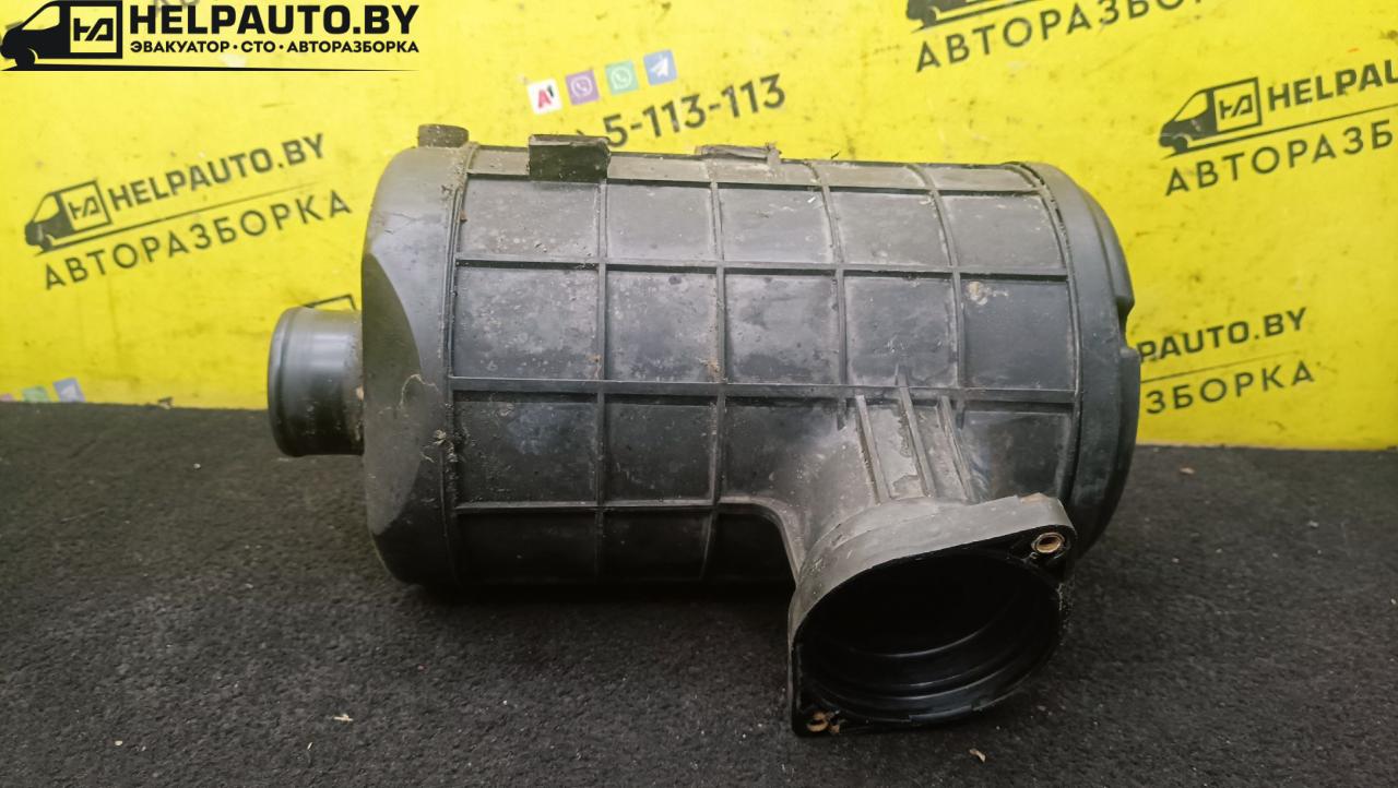 корпус воздушного фильтра Renault Scenic 1 поколение 1998, 1.9 л., дизель, 5МКПП, голубой, минивэн, передний привод - фото №1