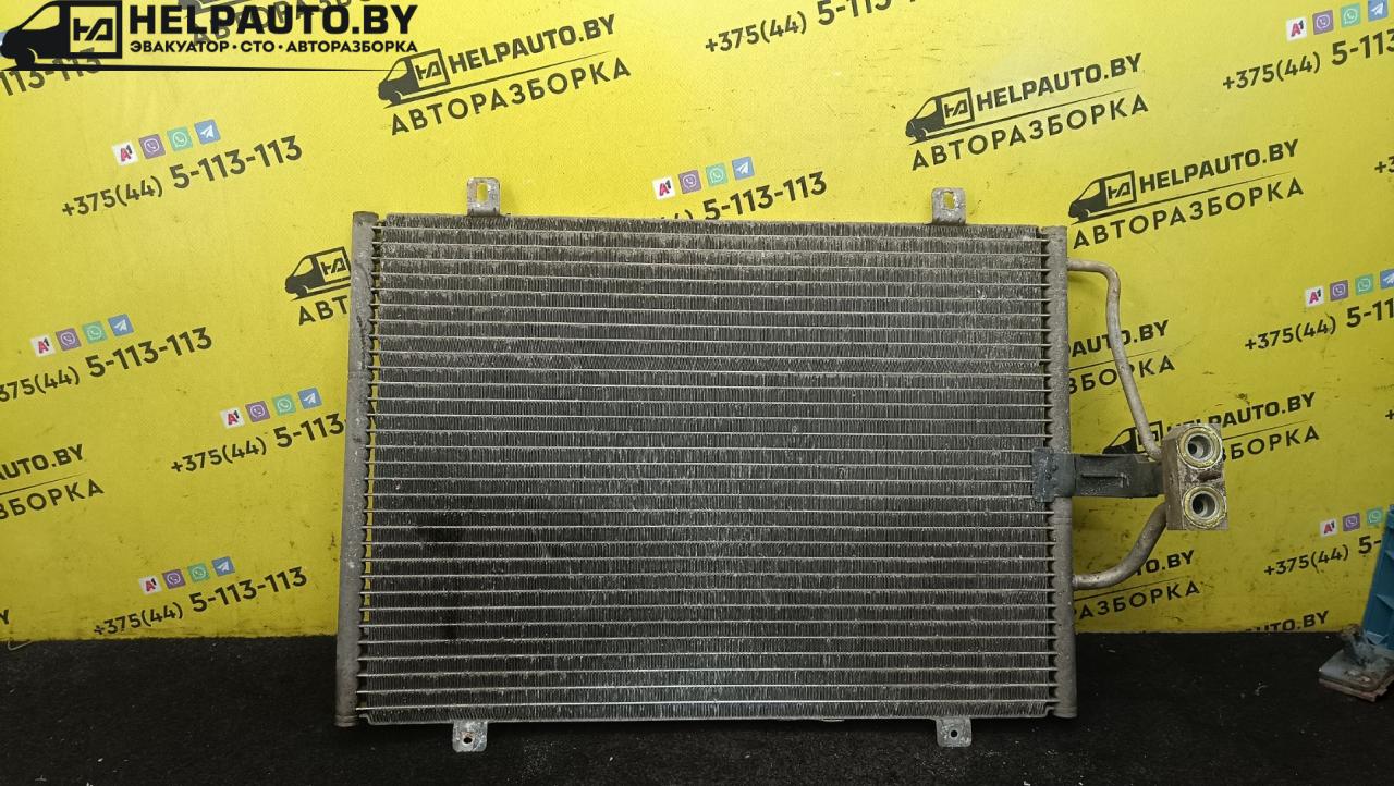 радиатор кондиционера Renault Scenic 1 поколение 1998, 1.9 л., дизель, 5МКПП, голубой, минивэн, передний привод - фото №1