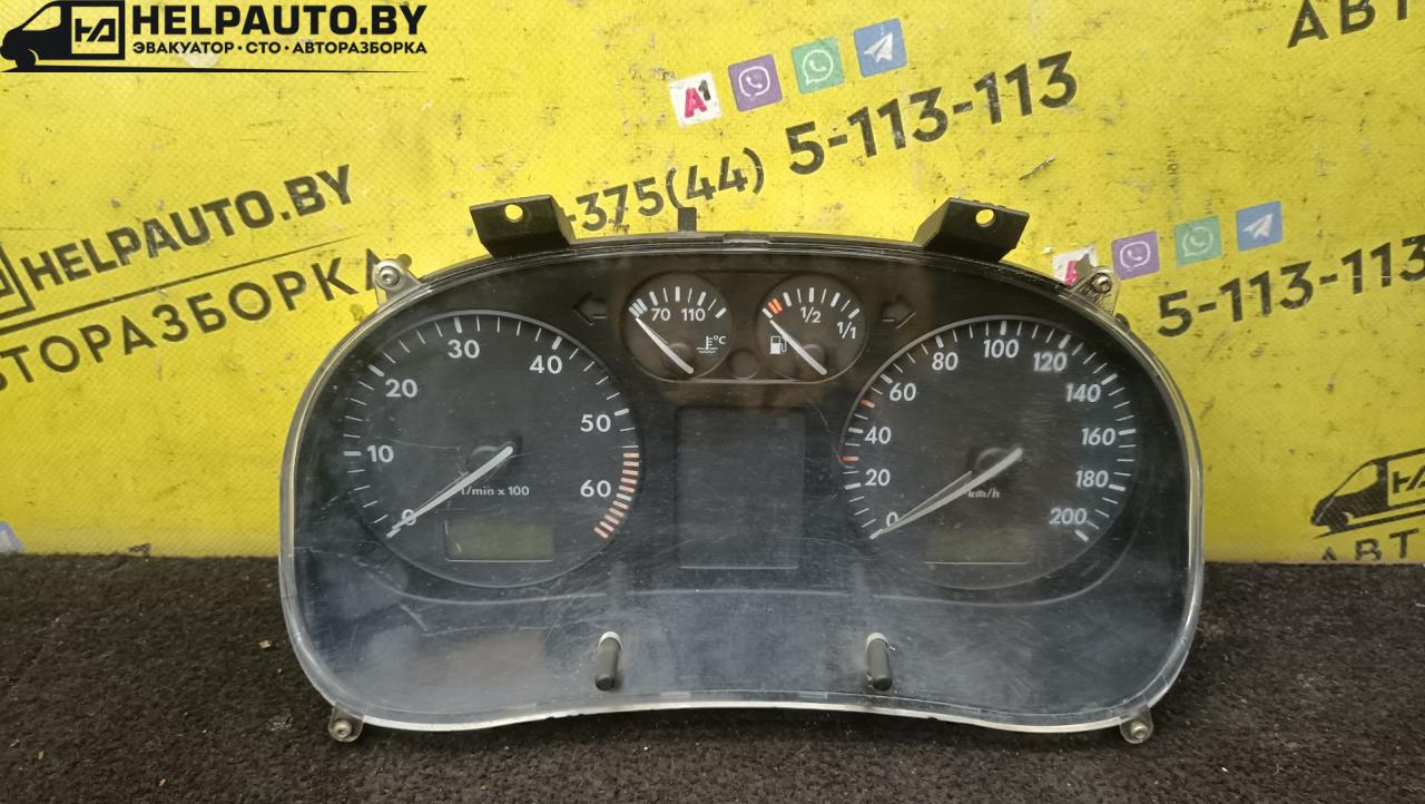щиток приборов (приборная панель) Volkswagen Polo 3 поколение 1999, 1.4 л., бензин, МКПП, черный, хетчбэк 3 дв., передний привод - фото №1