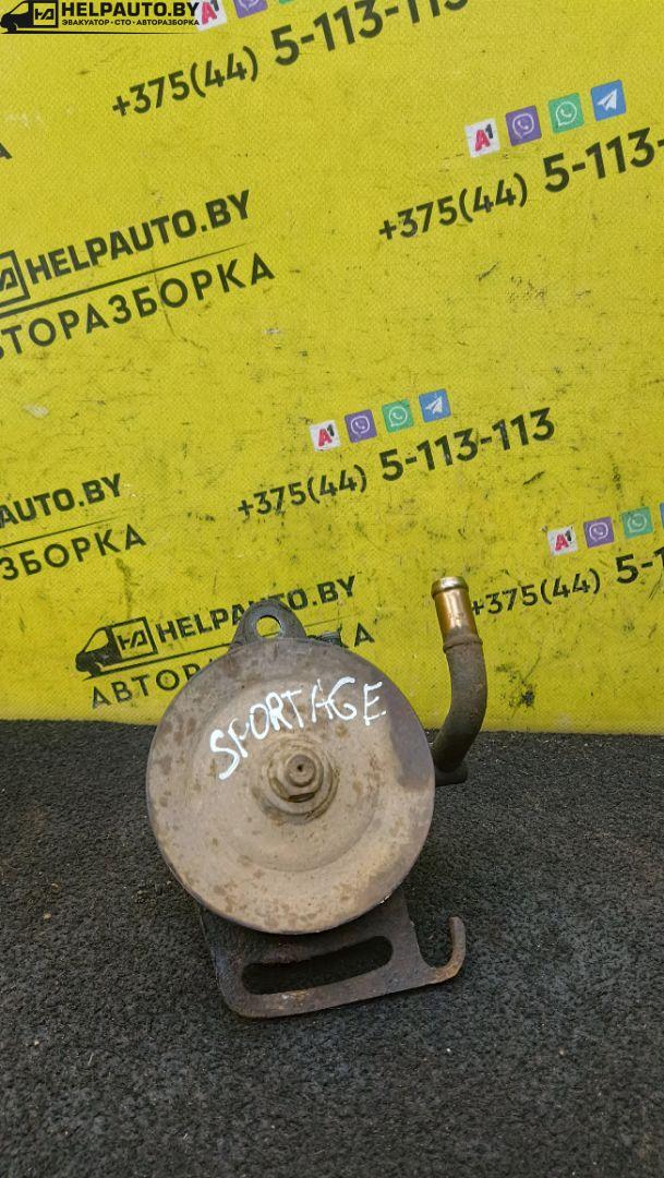 насос гидроусилителя руля Kia Sportage 1 поколение 1999, 2.0 л., FE (16V), бензин, МКПП, синий, внедорожник 5 дв., полный подключаемый привод - фото №1