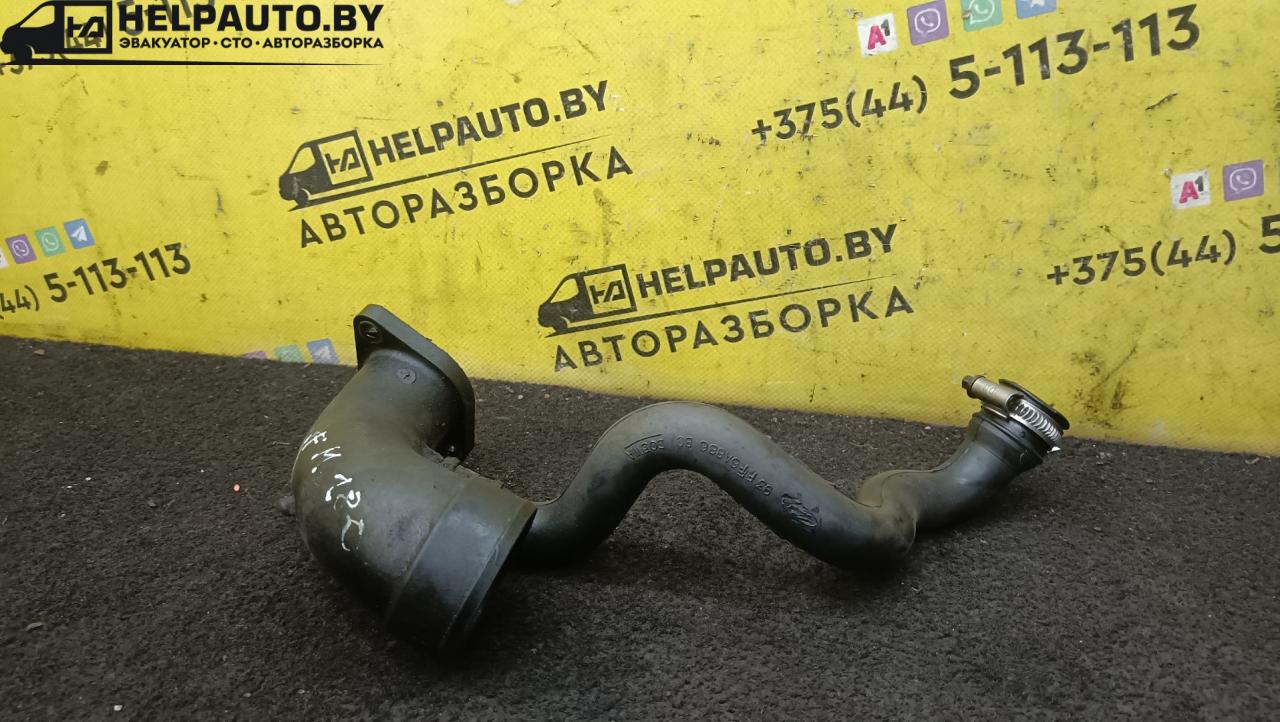 патрубок охлаждения турбины Ford Mondeo 1 поколение 1996, 1.8 л., дизель, МКПП, синий, универсал, передний привод - фото №1
