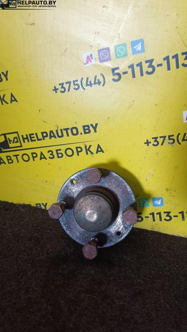 ступица задняя Fiat Punto 1 поколение 1997, 1.2 л., бензин, МКПП, красный, хетчбэк 3 дв., передний привод - фото №1