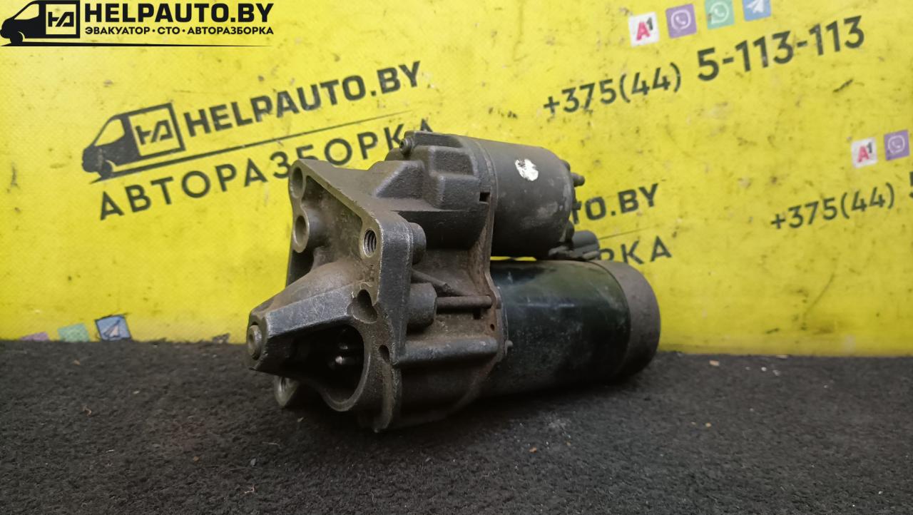 стартер Renault Clio 2 поколение 1998, 1.2 л., бензин, золотистый, хетчбэк 3 дв., передний привод, D6RA - фото №1