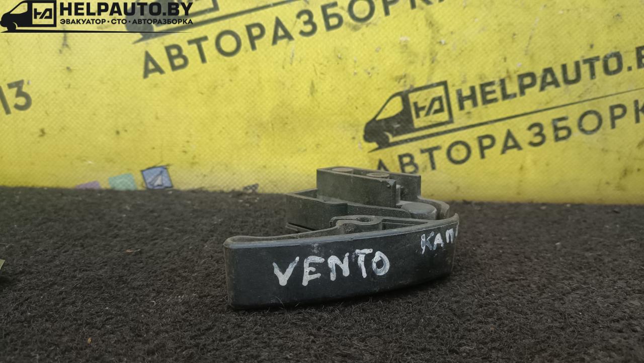 ручка открывания капота Volkswagen Vento 1 поколение 1994 - фото №1