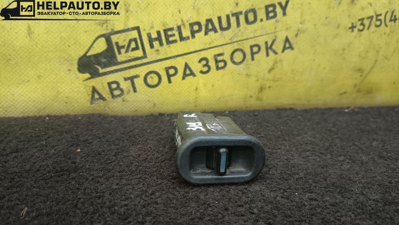 кнопка стеклоподъемника двери Daewoo Nexia 1 поколение 1997 - фото №1