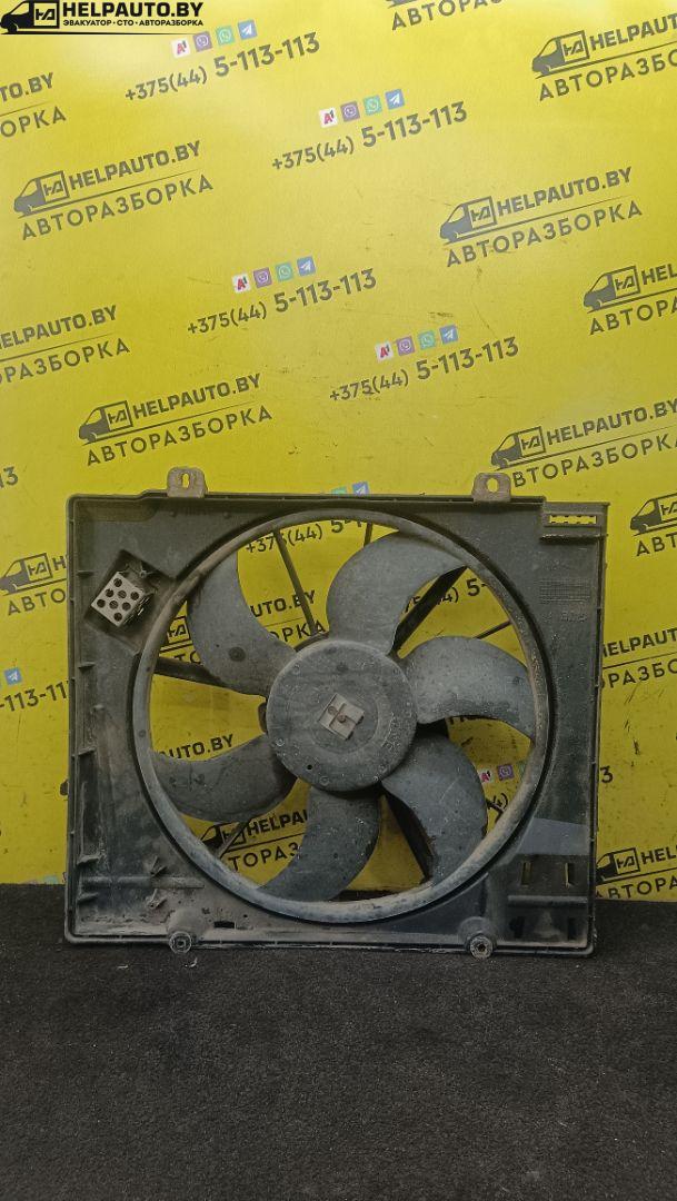 вентилятор радиатора Renault Scenic 1 поколение 1998, 1.6 л., K7M 702, бензин, 5МКПП, серый, передний привод - фото №1