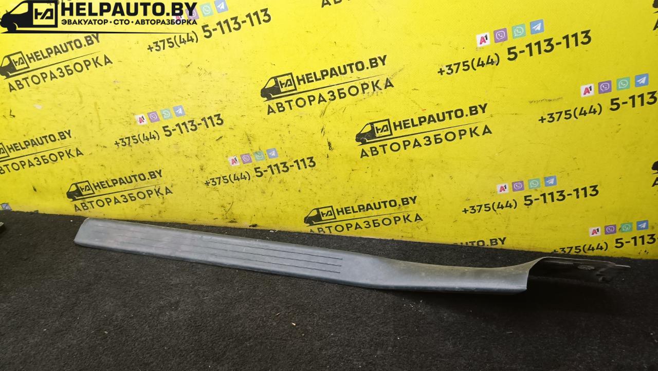 накладка на порог Mercedes-Benz C-Класс W203/S203/CL203 2000, 1.8 л., бензин, МКПП, белый, седан, задний привод - фото №1