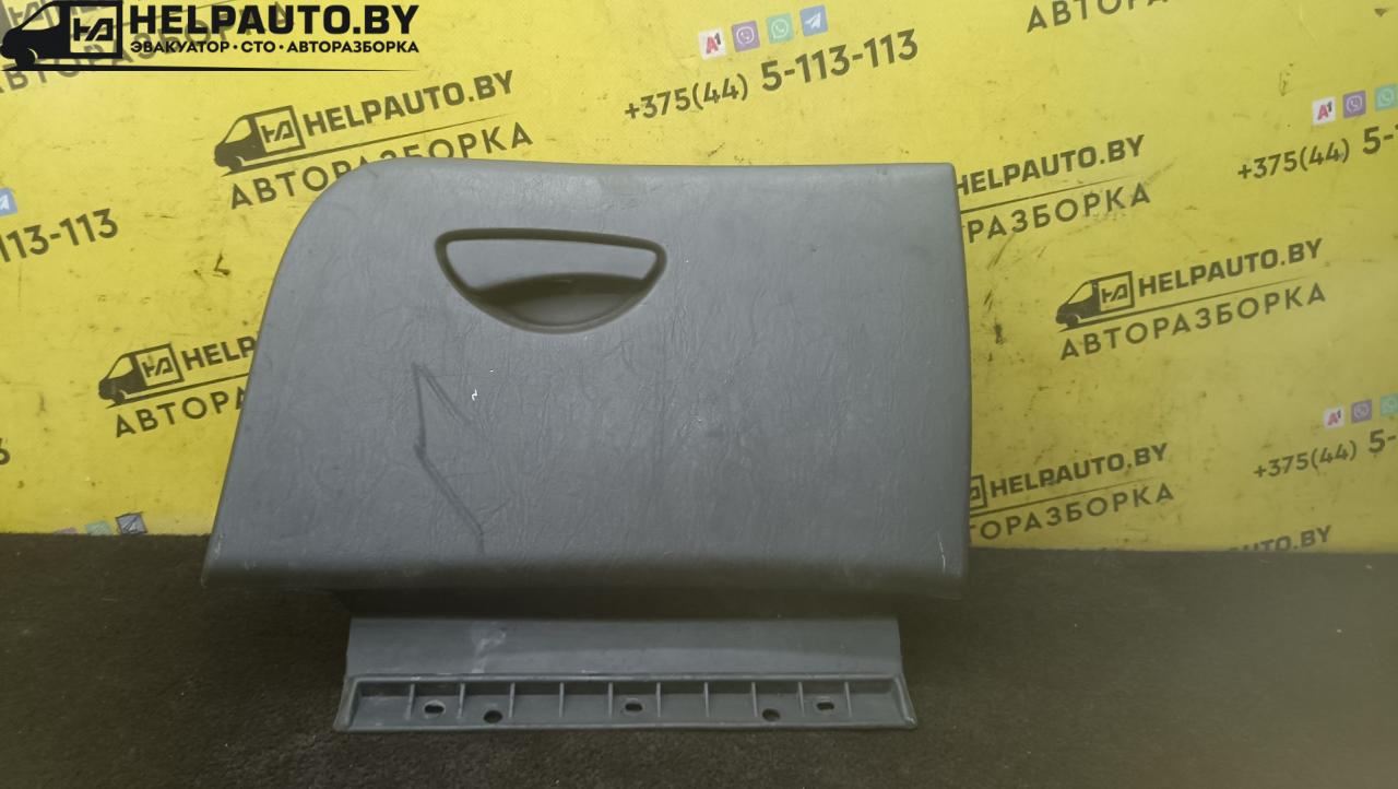 бардачок Ford Focus 1 поколение 2001, 1.8 л., дизель, МКПП, синий, универсал, передний привод - фото №1