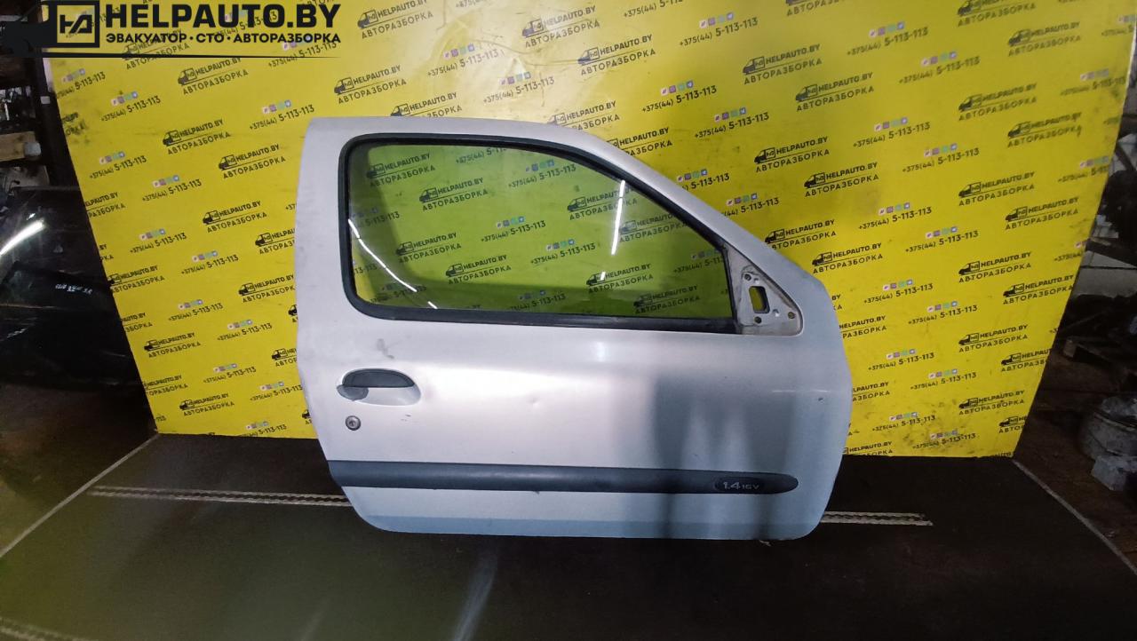 ручка наружная Renault Clio 2 поколение 2000, 1.4 л., бензин, МКПП, серебро, хетчбэк 3 дв., передний привод - фото №1