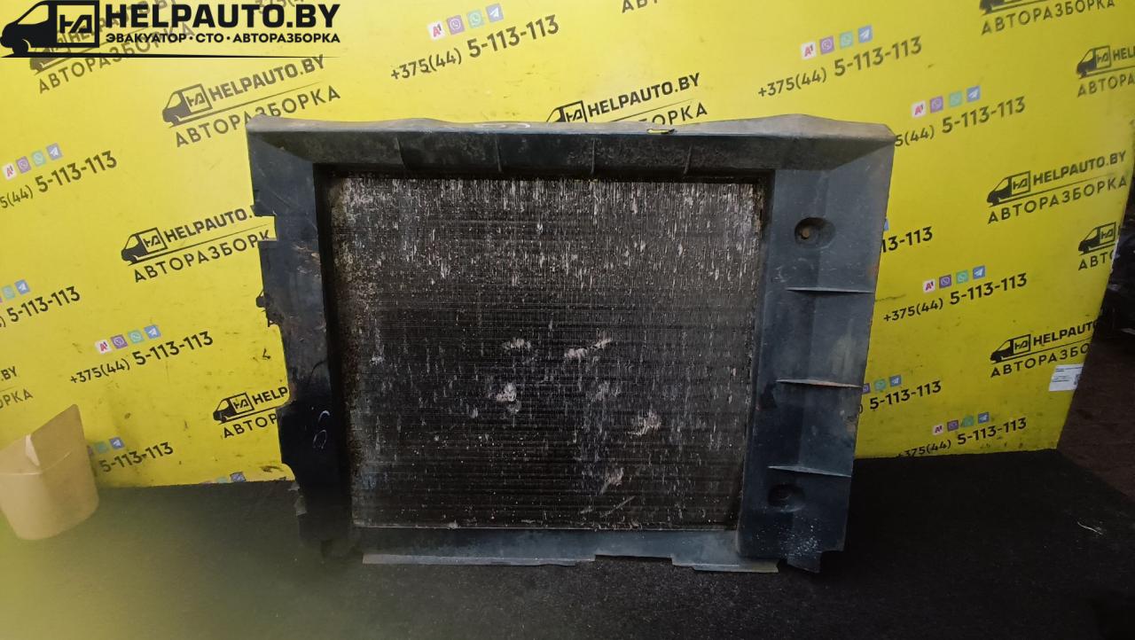 радиатор (основной) Renault Clio 2 поколение 2000, 1.4 л., бензин, МКПП, серебро, хетчбэк 3 дв., передний привод - фото №1