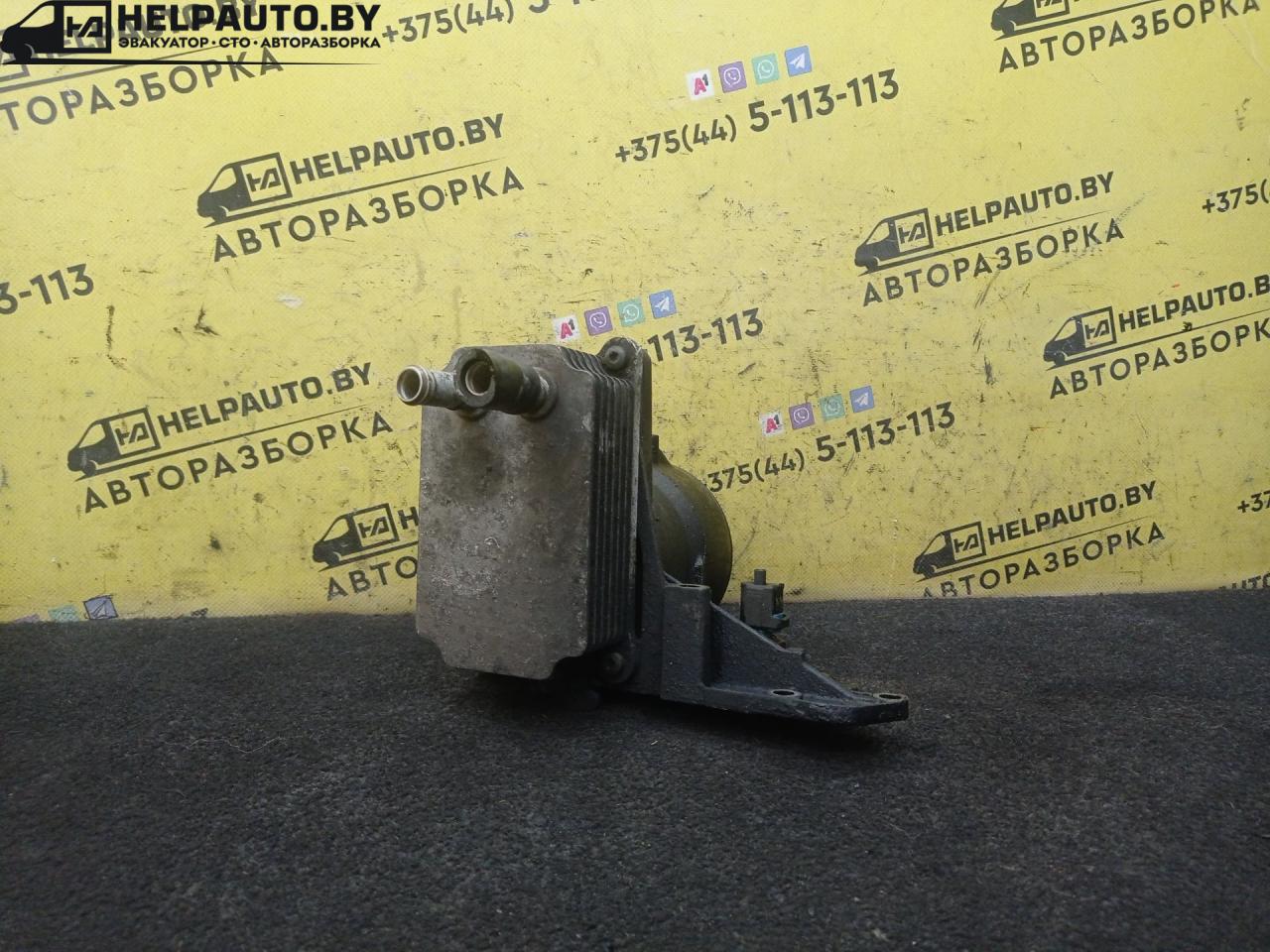 теплообменник масляного фильтра Ford Transit 6 поколение 2003, 2.4 л., дизель, 5МКПП, серебро, задний привод - фото №1