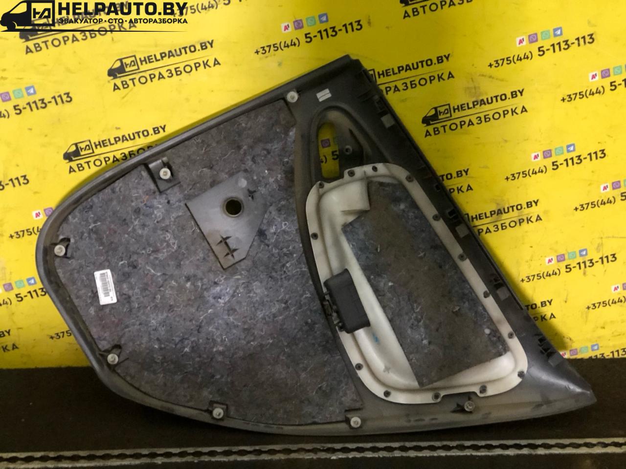 обшивка двери задняя левая Toyota Yaris P1 2001, 1.0 л., 1SZ-FE, бензин, МКПП, серебро, хетчбэк 5 дв., передний привод, LIKVIDACIYA, SKLADA - фото №1