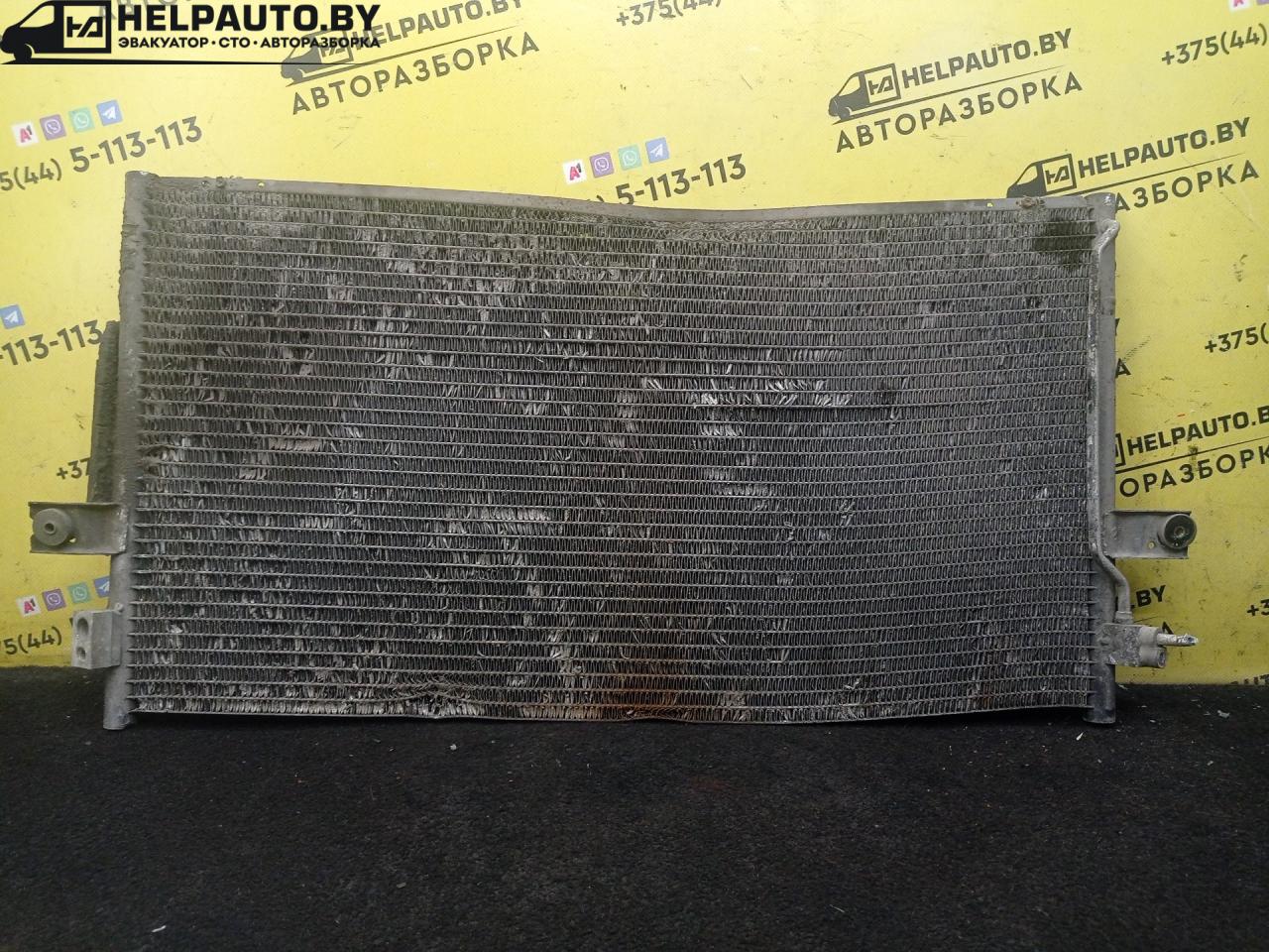 радиатор кондиционера Nissan Maxima A32 1997, 2.0 л., VQ20DE, бензин, 5МКПП, зеленый, седан, передний привод - фото №1