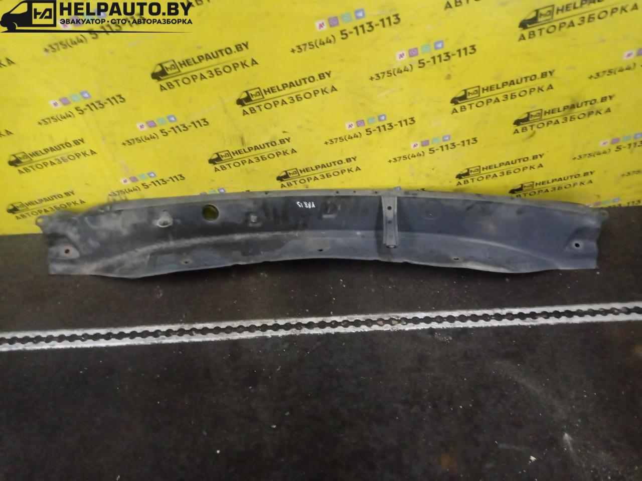 уплотнитель жабо Toyota Yaris P1 2001, 1.0 л., 1SZ-FE, бензин, МКПП, серебро, хетчбэк 5 дв., передний привод - фото №1