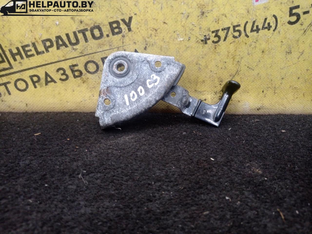 ручка открывания капота Audi 100 С3 1985, 1.8 л., бензин, 5МКПП, серый, седан, передний привод - фото №1