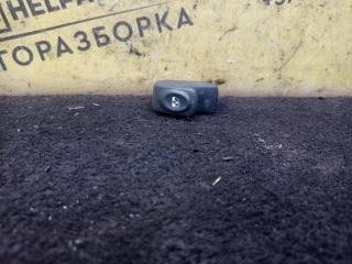кнопка стеклоподъемника переднего правого Renault Megane 1 поколение [рестайлинг] 1999, 1.9 л., F9Q 734, дизель, МКПП, бежевый, универсал, передний привод