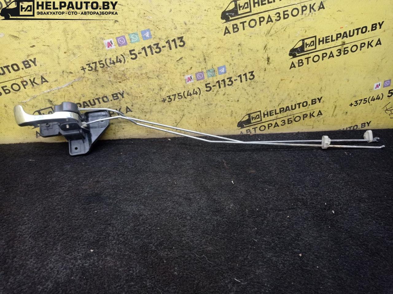 ручка внутренняя задняя правая Alfa Romeo 146 1 поколение 930B 1996, 1.4 л., бензин, МКПП, черный, хетчбэк 5 дв. - фото №1