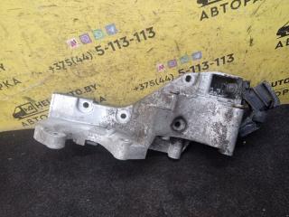 кронштейн двигателя Renault Scenic 1 поколение 1997, 1.6 л., K7M 702, бензин, МКПП, синий, минивэн, передний привод, 7700272975