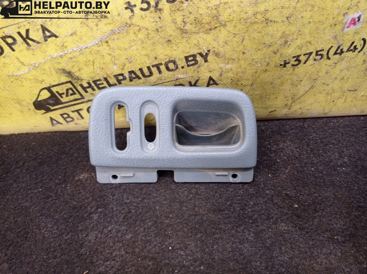 пластик Renault Scenic 1 поколение 1997, 1.6 л., K7M 702, бензин, МКПП, синий, минивэн, передний привод - фото №1