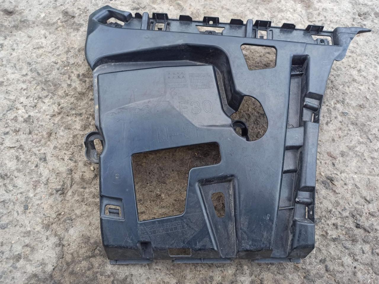 Крепление бампера переднего BMW 3 серия F30/F31/F34 F30 2012, 3.5 л., бензин, АКПП, седан, задний привод, 7256924 - фото №1