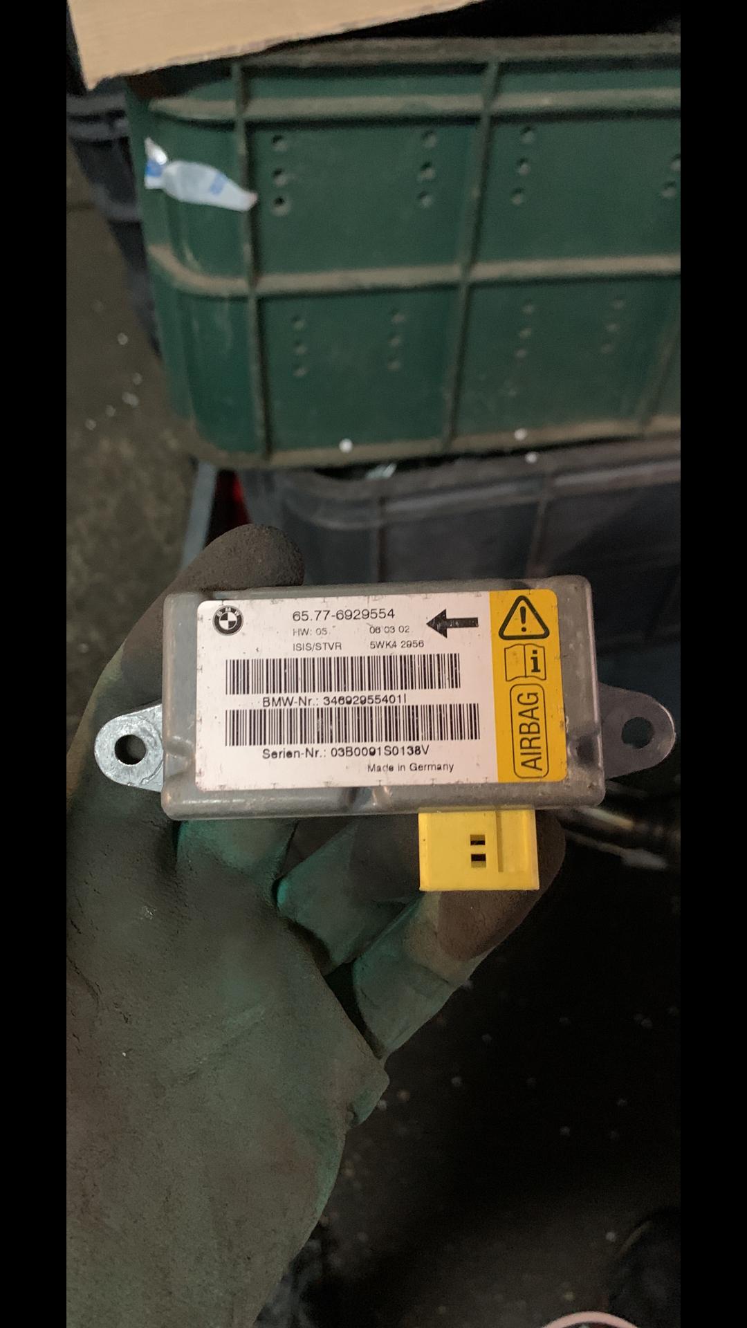 блок AirBag BMW 7 серия E65/E66/E67 2002, 65776929555 - фото №1