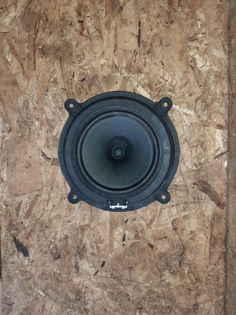 динамик двери Mazda CX-5 1 поколение KE 2013, 2.2 л., SH-VPTS, дизель, АКПП, полный привод, KD4766960 - фото №1