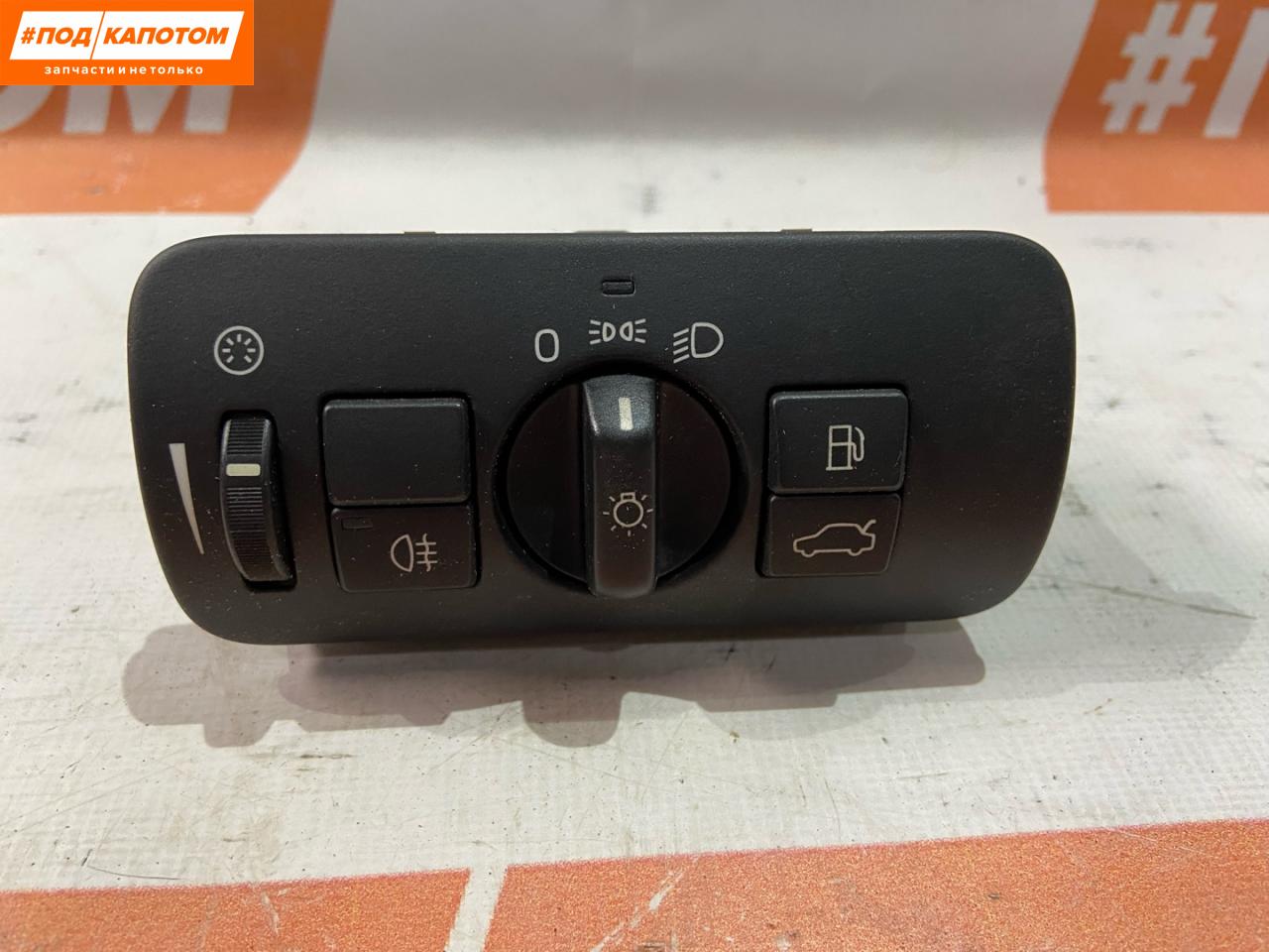 блок управления светом Volvo S60 2 поколение 2012, 1.6 л., B 4164 T, бензин, АКПП, 426, седан, передний привод, 30739412, 31443846 - фото №1