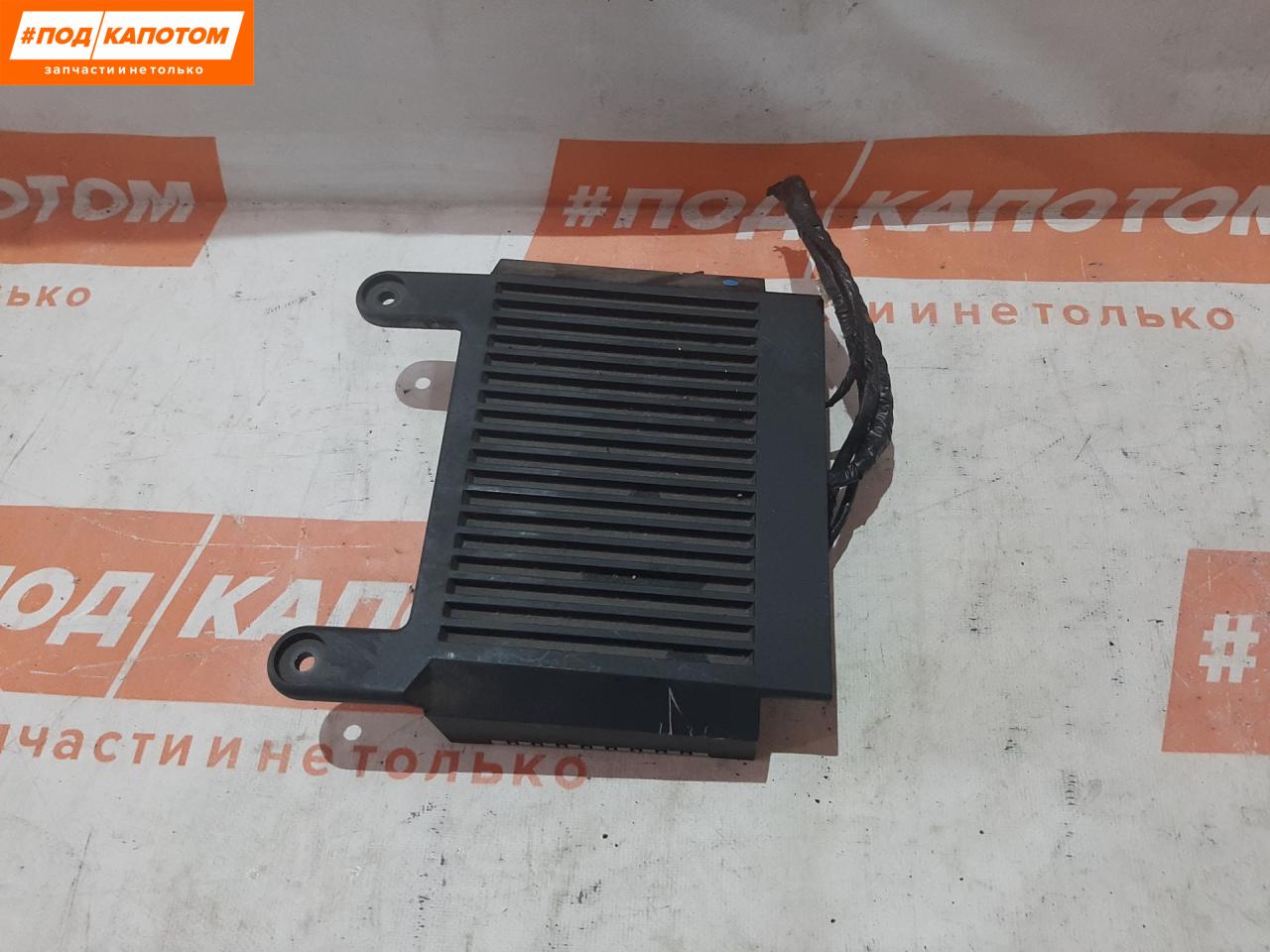 усилитель музыкальный Volvo XC60 1 поколение 2010, 3.0 л., B 6304 T2, бензин, АКПП, 452, внедорожник 5 дв., полный привод, 31282144, 36001097 - фото №1