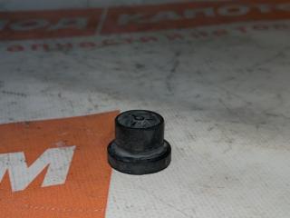 ФИКСАТОР ДЕКОРАТИВНОЙ КРЫШКИ Ford Focus 2 поколение (2004 - 2008), 24453627