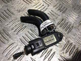 датчик абсолютного давления Volkswagen Transporter T5 2009, 2.5 л., BNZ, дизель, АКПП, grauweiss / l902, микроавтобус, полный привод, правый руль, 076906051A